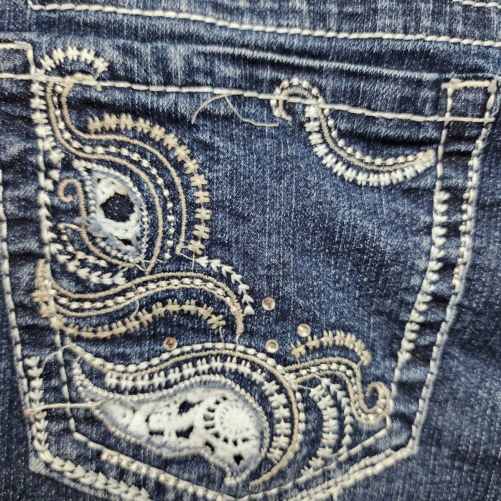 Rue21 Capri Jeans Women’s 11/12 Mid Rise Crop Stretch Denim Cuffed Sequin Pocket - Picture 6 of 12